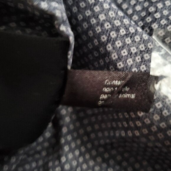 COS Men's Slim Fit Printed Navy Blue And White Long Sleeve Shirt Size 15 3/4 - Picture 7 of 10